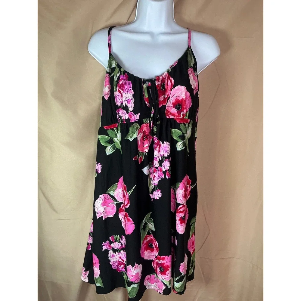 Secret Treasures Floral Chemise Womens XL Black Pink Excellent Lace Racerback